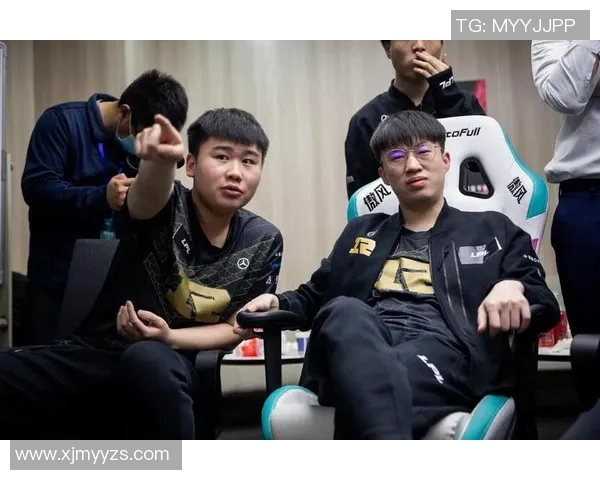 DOTA2赛场FPX比赛经验引发热议专家分析争议背后的深层原因