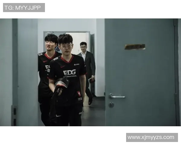 LNG在精英赛中的意识表现分析与战术解读